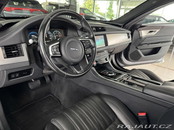 Jaguar XF 25d AWD*FullLED*360Kam*Pa 2018