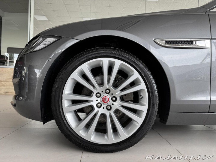 Jaguar XF 25d AWD*FullLED*360Kam*Pa 2018