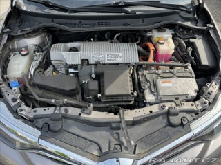 Toyota Auris 1,8 i 73kW HYBRID EXECUTI 2016
