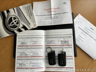 Toyota Auris 1,8 i 73kW HYBRID EXECUTI 2016