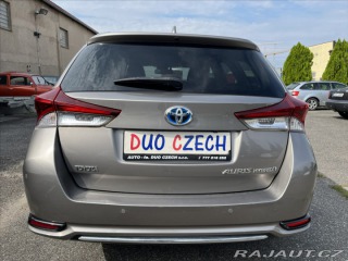 Toyota Auris 1,8 i 73kW HYBRID EXECUTI 2016