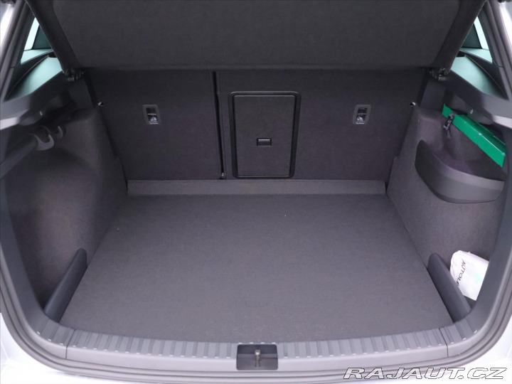 Škoda Karoq 2,0 TDI Sportline 4x4 DSG 2025