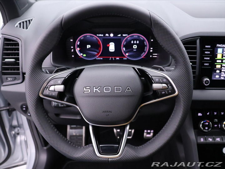 Škoda Karoq 2,0 TDI Sportline 4x4 DSG 2025