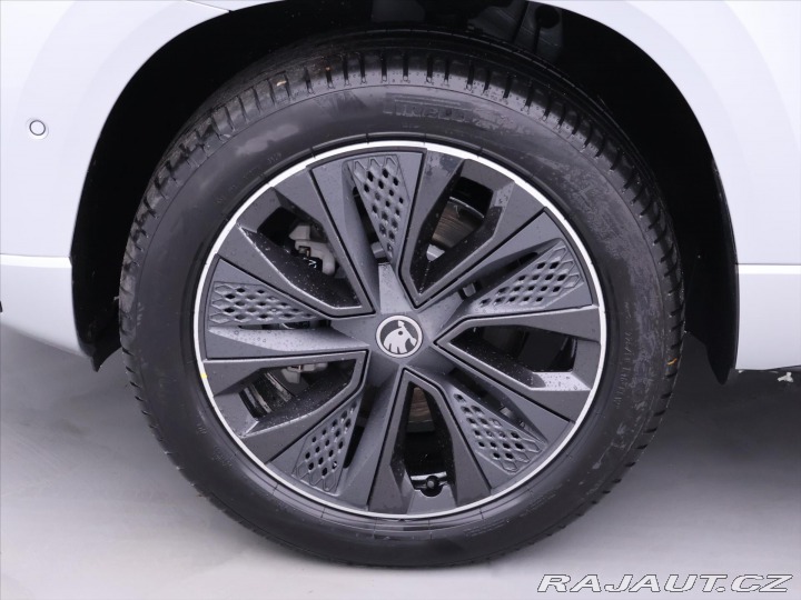 Škoda Karoq 2,0 TDI Sportline 4x4 DSG 2025