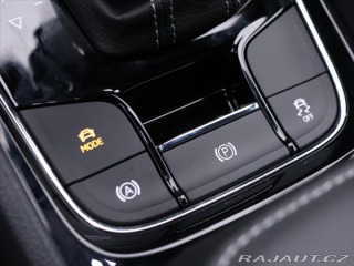 Škoda Karoq 2,0 TDI Sportline 4x4 DSG 2025