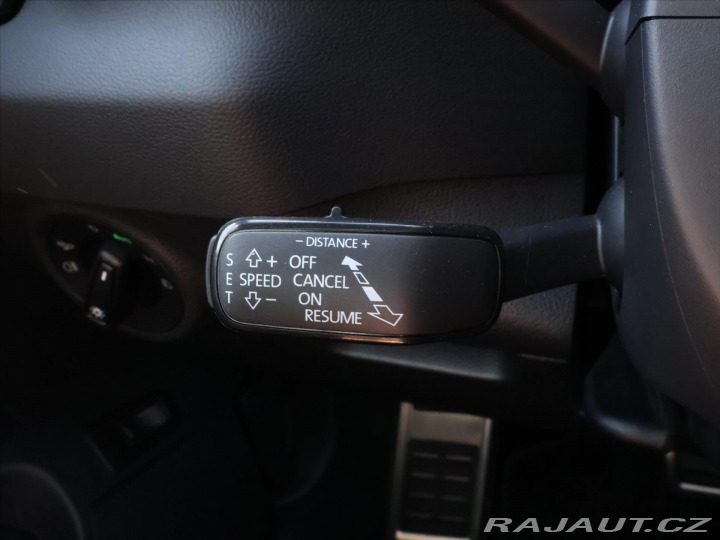 Škoda Karoq 2,0 2.0 TDI Sportline 4x4 2025