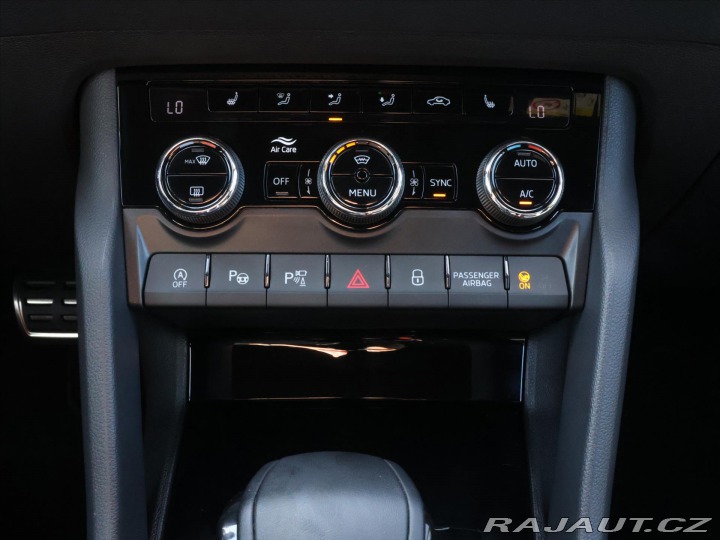 Škoda Karoq 2,0 2.0 TDI Sportline 4x4 2025