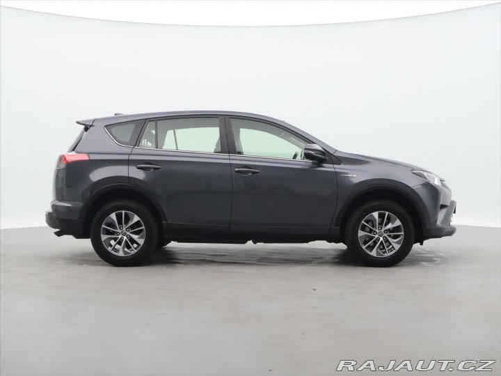 Toyota RAV4 2,5 HEV 114kW Executive 4 2018
