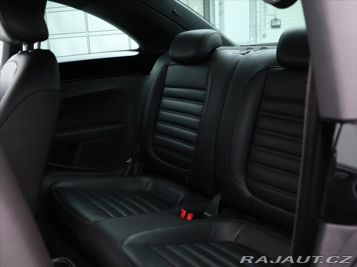 Volkswagen Beetle 2,0 TSI 147kW DSG Sport K 2012