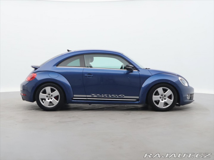 Volkswagen Beetle 2,0 TSI 147kW DSG Sport K 2012