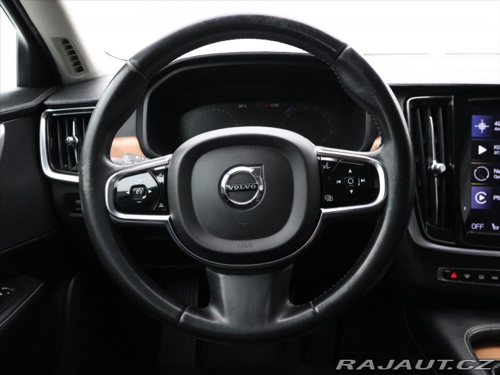 Volvo S90 2.0 D4 140kW CZ Inscripti 2019