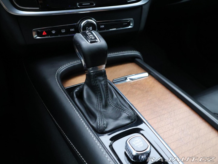 Volvo S90 2.0 D4 140kW CZ Inscripti 2019