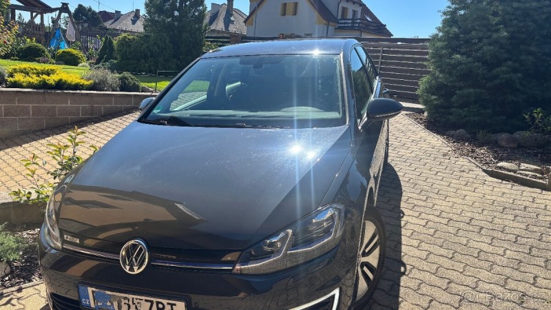 Volkswagen Golf -e