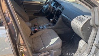 Volkswagen Golf -e 2021