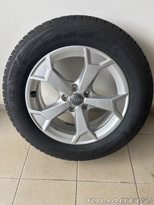 Audi Q3 1,5 S-Line TFSi 2021