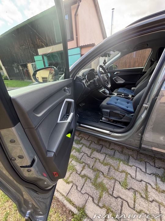 Audi Q3 1,5 S-Line TFSi 2021