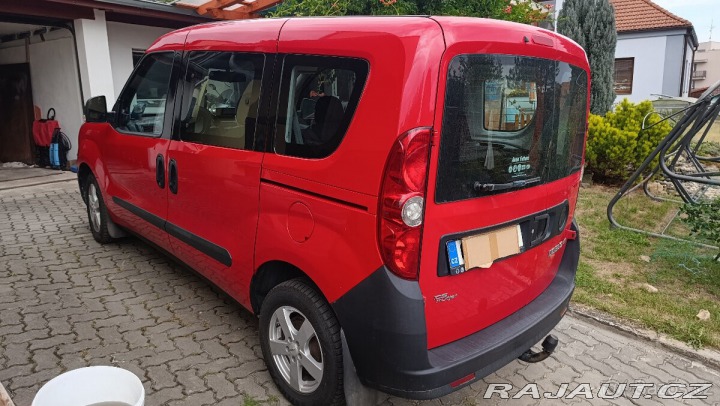 Fiat Dobló 1,6   DOBLO CARGO COMBI J 2014