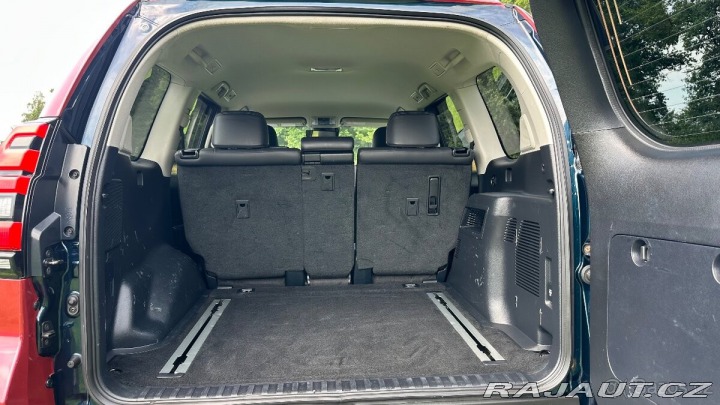 Toyota Land Cruiser 3,0 1800