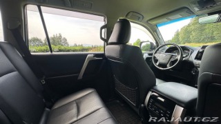 Toyota Land Cruiser 3,0 1800