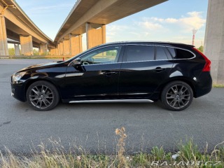 Volvo V60 2,4 D5 AWD 158kw 2011