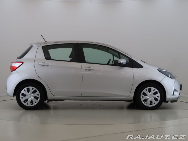 Toyota Yaris 1.5,VVT-i,82KW,Automat,CZ 2019