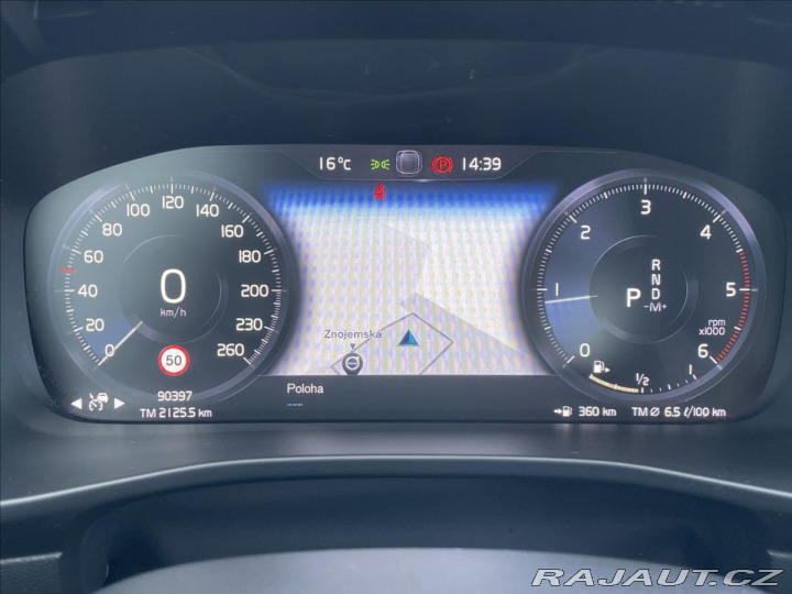 Volvo XC40 2,0 D3 Drive-E MOMENTUM P 2020