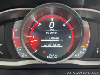 Volvo XC60 2,4 D4 AWD MOMENTUM 2015