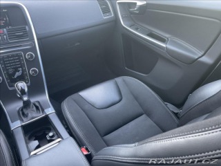 Volvo XC60 2,4 D4 AWD MOMENTUM 2015