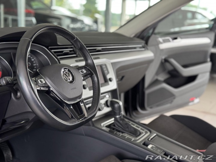 Volkswagen Passat 1,6TDI DSG*ComfortLine*AC 2015