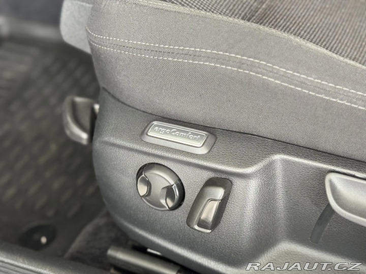Volkswagen Passat 1,6TDI DSG*ComfortLine*AC 2015