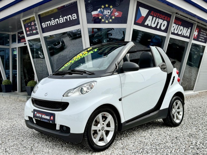 Smart Fortwo 1,0 62kW Cabrio kůže REZE 2009