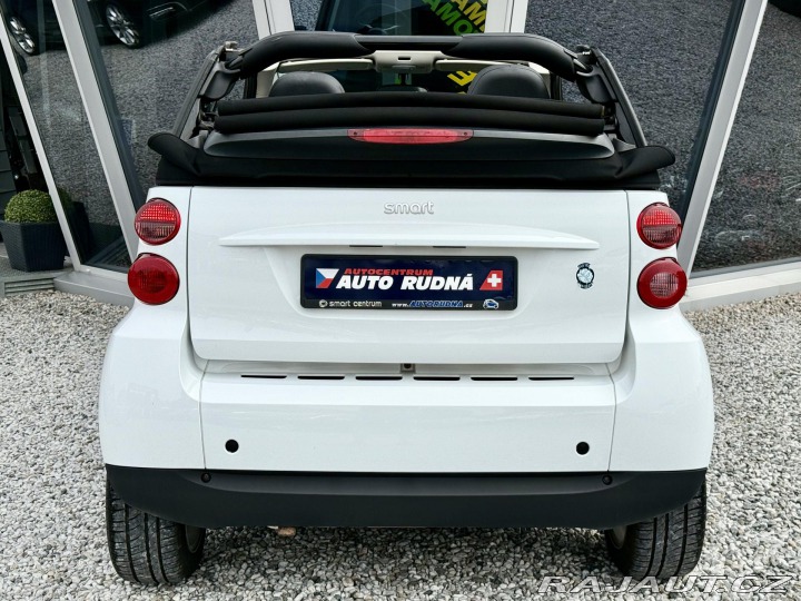 Smart Fortwo 1,0 62kW Cabrio kůže REZE 2009