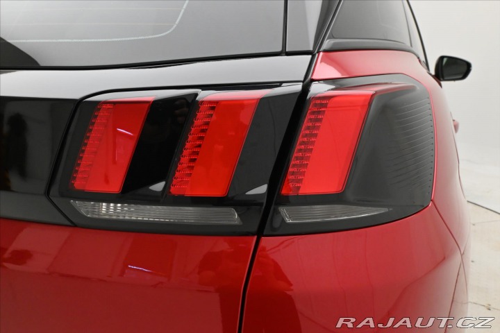 Peugeot 3008 1,5 HDI 96 kW Active Záru 2022