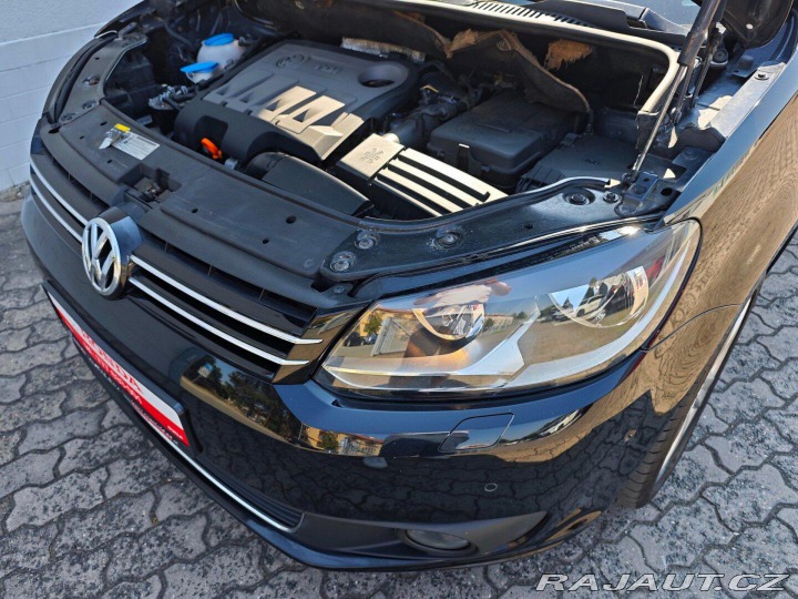 Volkswagen Touran 2.0 TDi Life 7 Míst Panor 2013