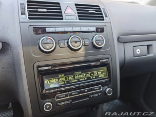 Volkswagen Touran 2.0 TDi Life 7 Míst Panor 2013