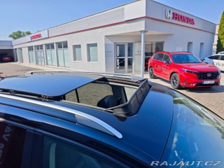 Volkswagen Touran 2.0 TDi Life 7 Míst Panor 2013