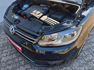 Volkswagen Touran 2.0 TDi Life 7 Míst Panor 2013