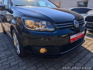 Volkswagen Touran 2.0 TDi Life 7 Míst Panor 2013