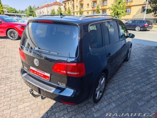 Volkswagen Touran 2.0 TDi Life 7 Míst Panor 2013
