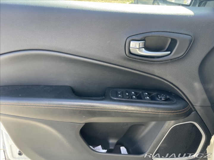 Jeep Compass 1,4 T 125kw AT9 Limited 2021