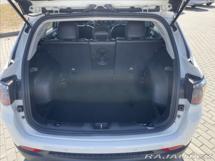 Jeep Compass 1,4 T 125kw AT9 Limited 2021