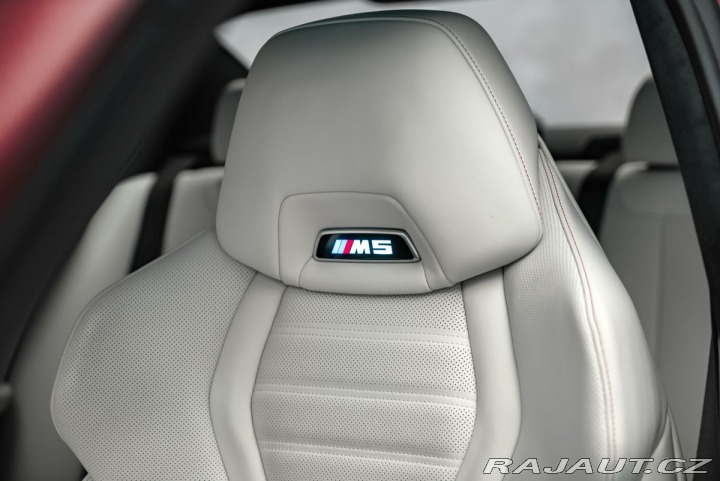 BMW M5 First Edition 1/400 2018