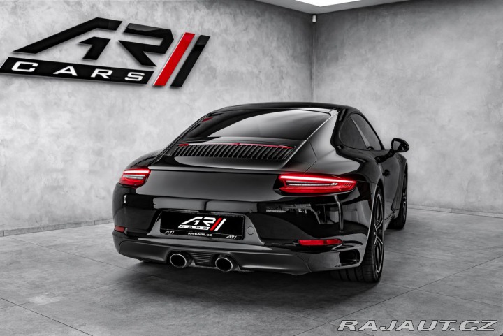 Porsche 911 Carrera 991 Sport Chrono 2018