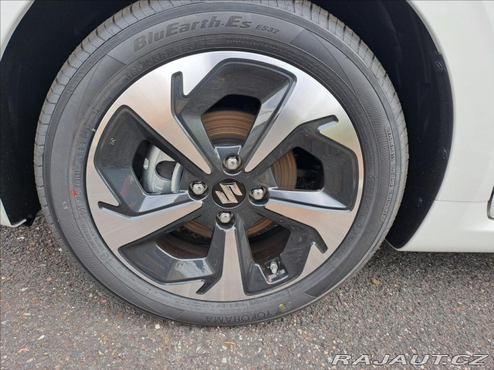 Suzuki Swift 1,2 ELEGANCE HYBRID CVT M 2026