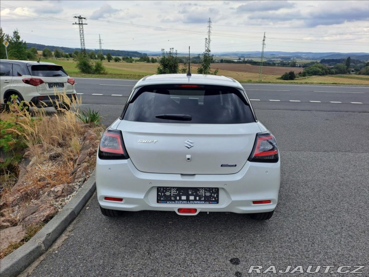 Suzuki Swift 1,2 ELEGANCE HYBRID CVT M 2026