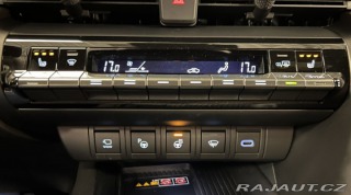 Toyota C-HR 2,0 HYBRID AT AWD EXECUTI 2025