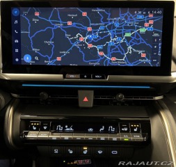 Toyota C-HR 2,0 HYBRID AT AWD EXECUTI 2025