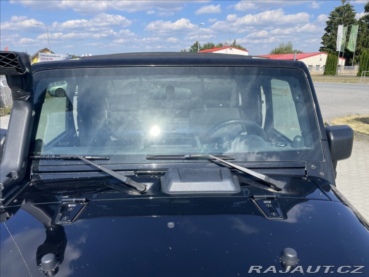 Jeep Wrangler 3,8 V6 UNLIMITED 146kw AR 2007