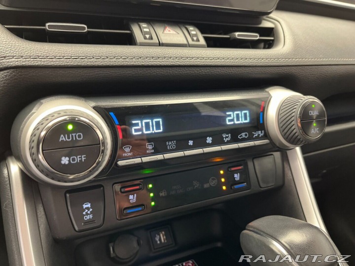 Toyota RAV4 2.5 TNGA HEV 4x4 Executiv 2024