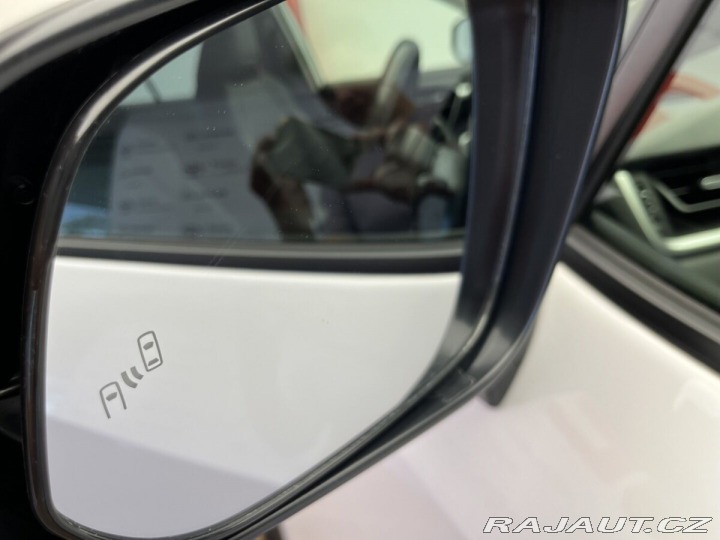 Toyota RAV4 2.5 TNGA HEV 4x4 Executiv 2024
